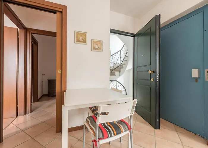 La Terrazza Del Borgo Con Parcheggio Апартаменты *