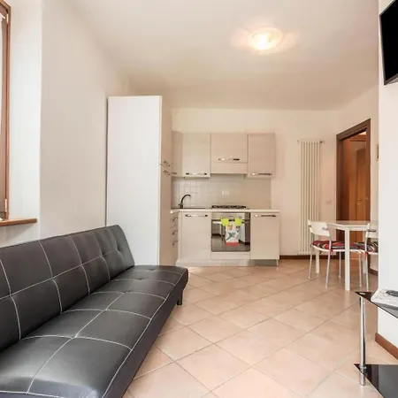 La Terrazza Del Borgo Con Parcheggio Apartament Malcesine